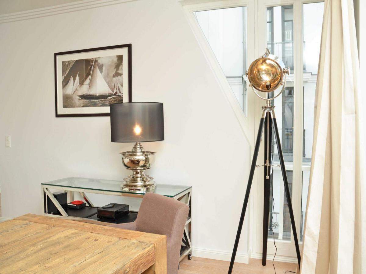 Villa "Johanna" Sellin - Wg12 Mit Kamin Und Zwei Balkonen Экстерьер фото
