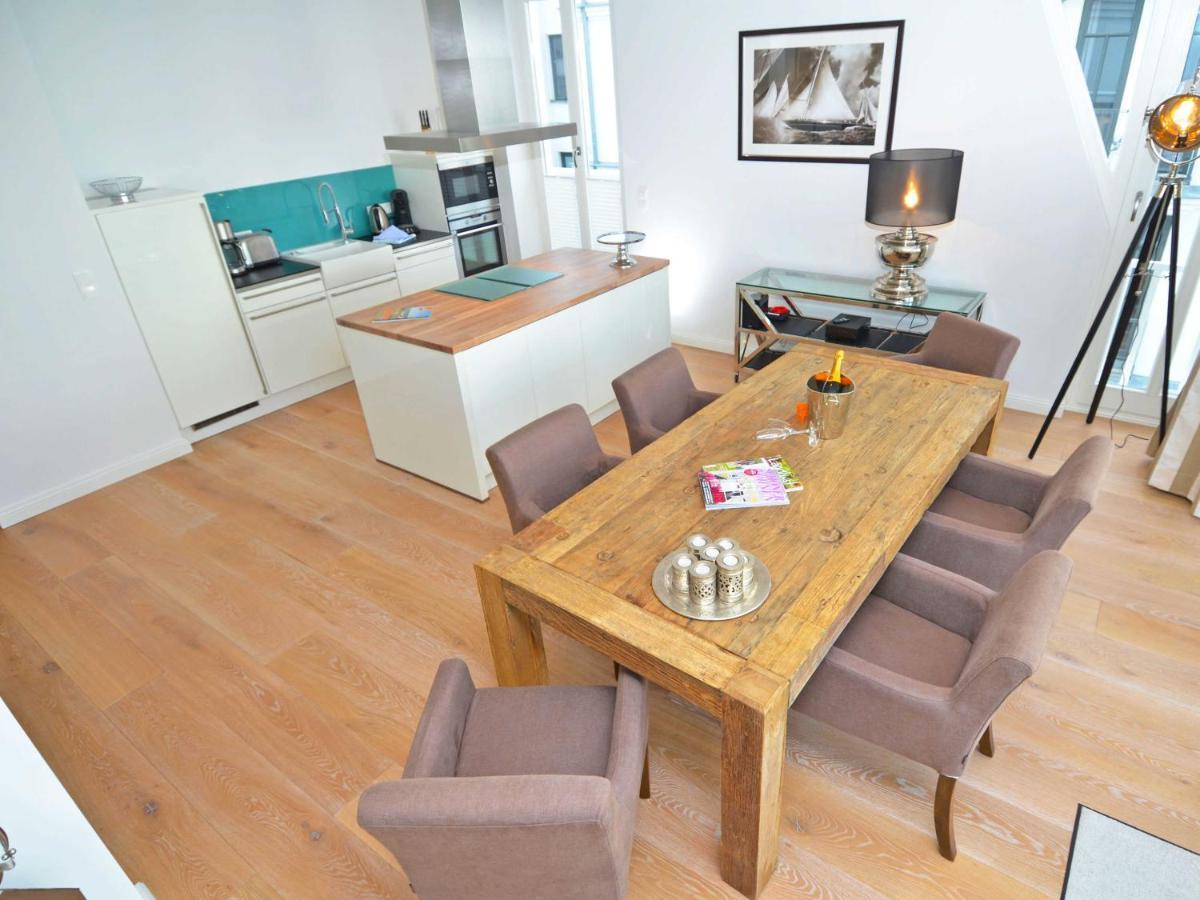 Villa "Johanna" Sellin - Wg12 Mit Kamin Und Zwei Balkonen Экстерьер фото
