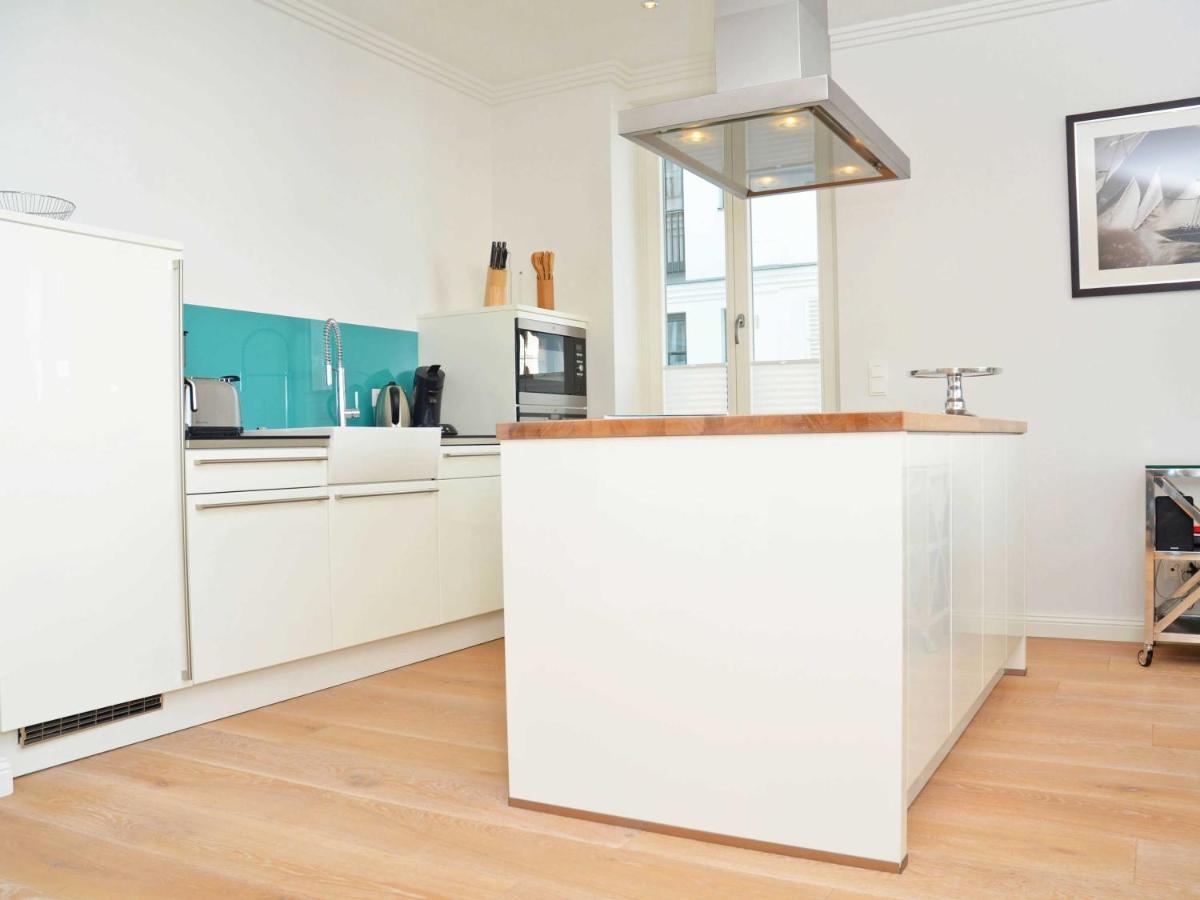 Villa "Johanna" Sellin - Wg12 Mit Kamin Und Zwei Balkonen Экстерьер фото