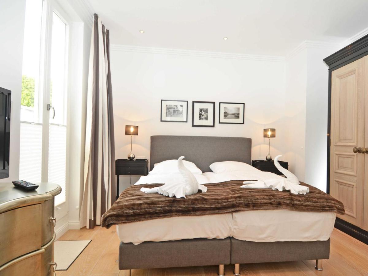 Villa "Johanna" Sellin - Wg12 Mit Kamin Und Zwei Balkonen Экстерьер фото